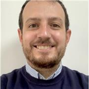 Soy Maestro en Educación Primaria con experiencia en clases particulares tanto de refuerzo y apoyo de las materias de Primaria como de inglés